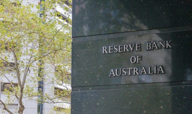 Reserve Bank cuts interest rates to historic low of 0.75% to boost weak economy